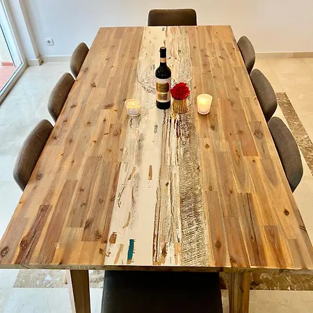 Beachside 4-bedroom With Pool 4*