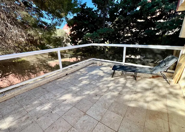 מלון Beachside 4-bedroom With Pool אליקאנטה