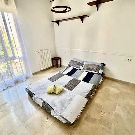 Beachside 4-bedroom With Pool Hotel 4*